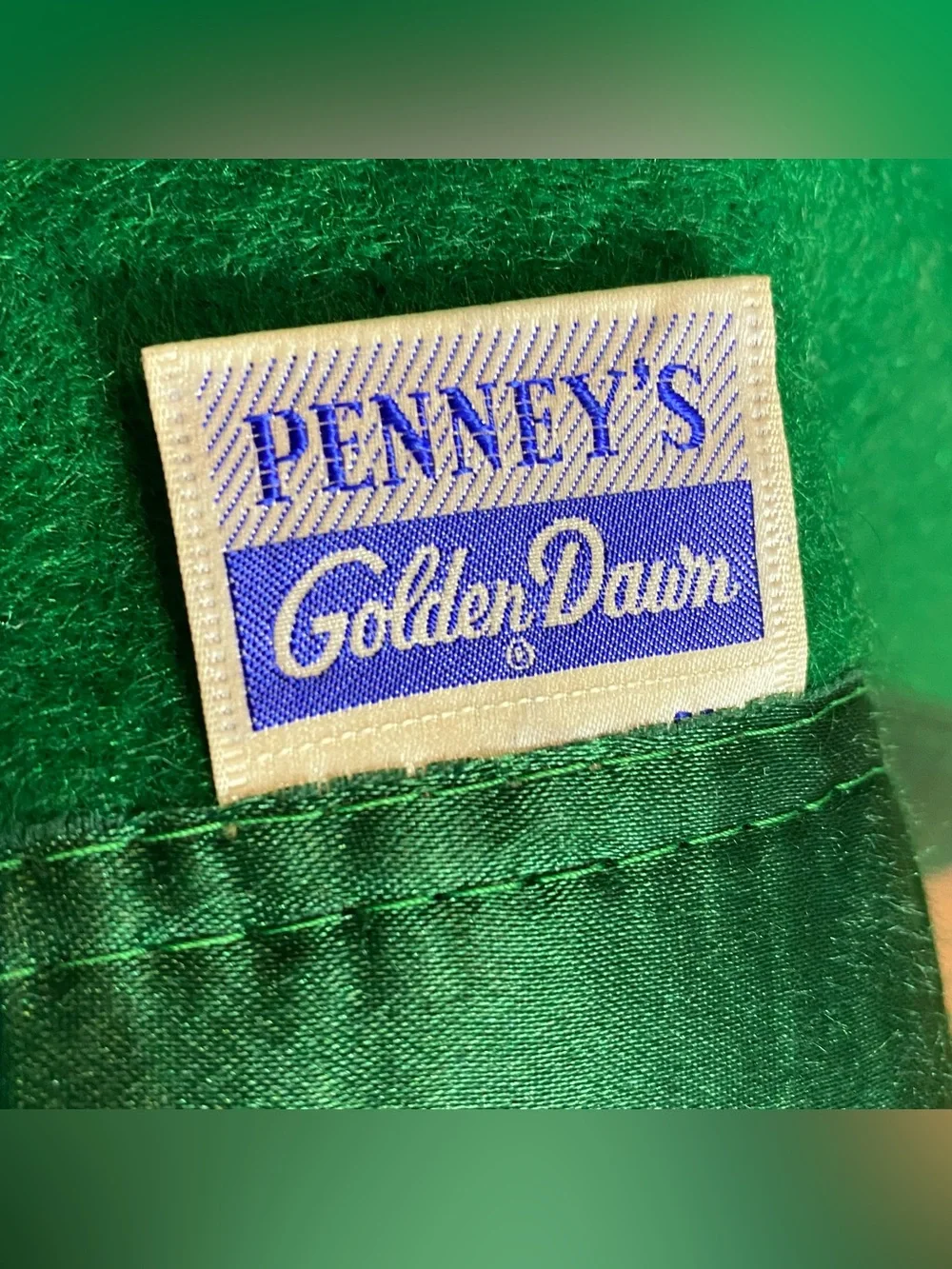 Vintage Golden Dawn Emerald Green 100%Wool Blanket 70” x 84” Satin Edge
